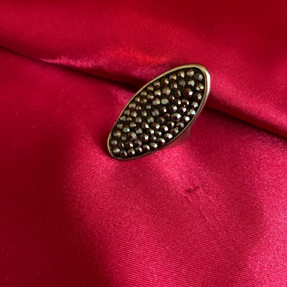Silver Marcasite Ring - Picture 6 of 9
